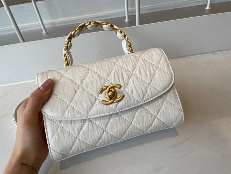 Anum Bags Detail