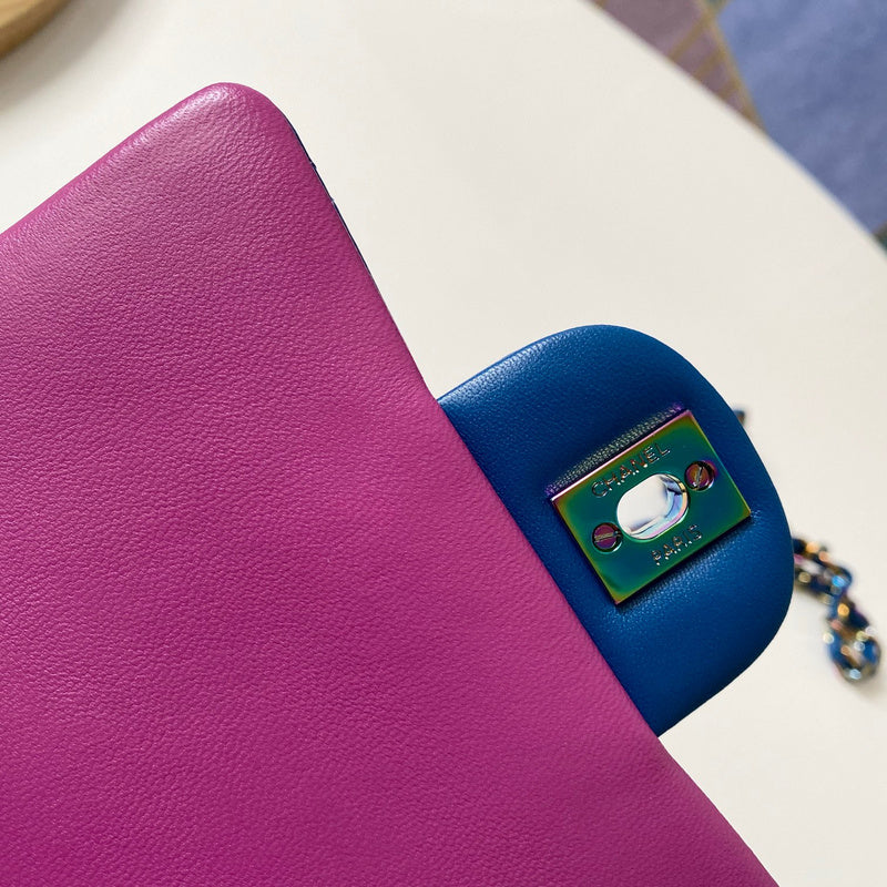 Anum Bags Detail