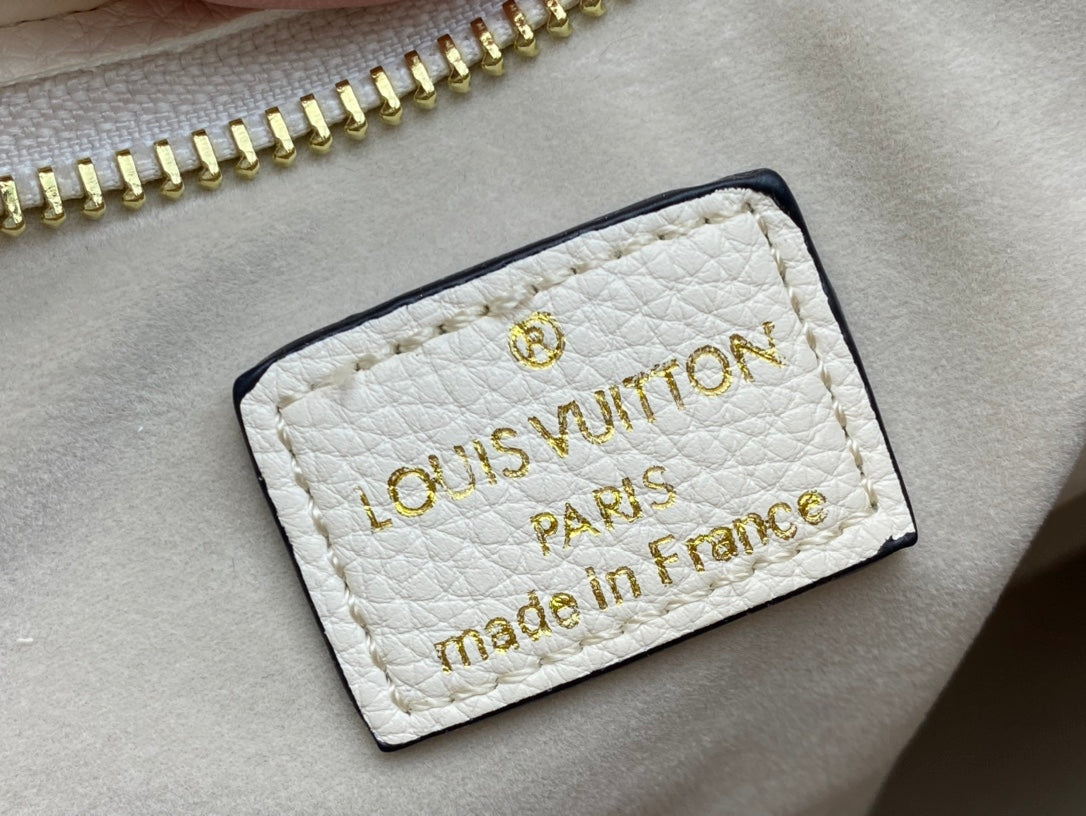Anum Bags Detail