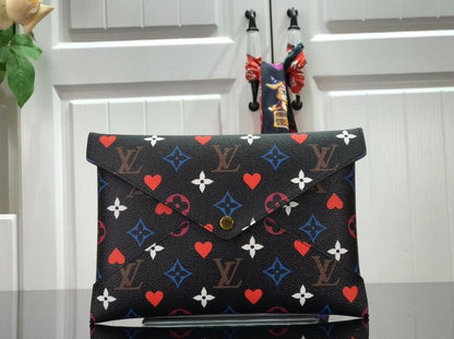 Anum Bags Detail