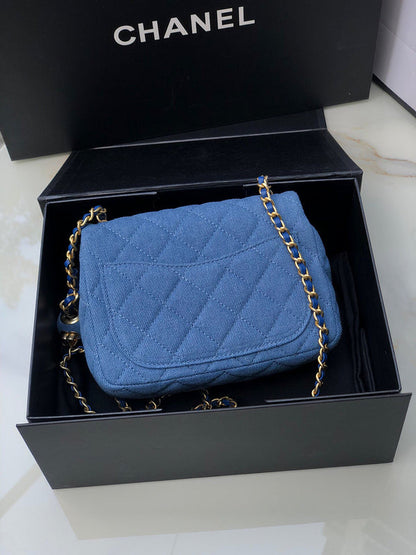 Anum Bags Detail