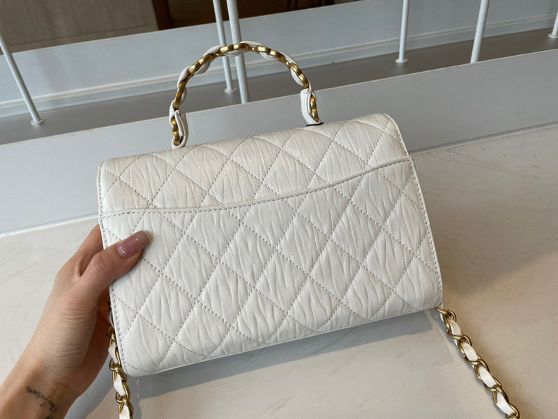 Anum Bags Detail