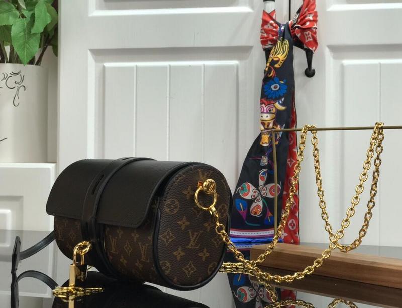 Anum Bags Detail