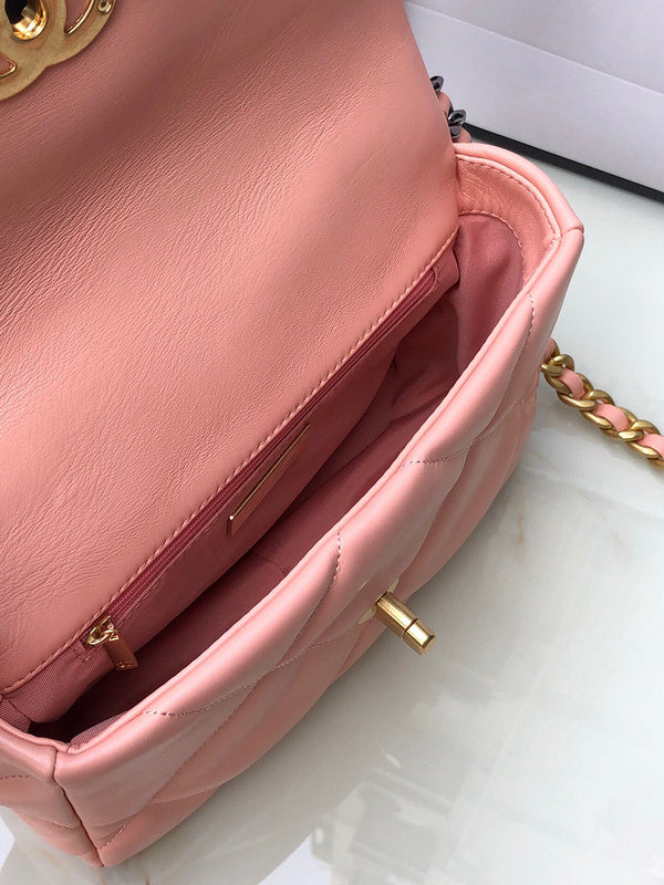 Anum Bags Detail