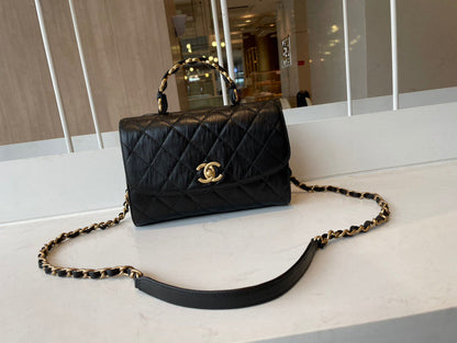 Anum Bags Detail