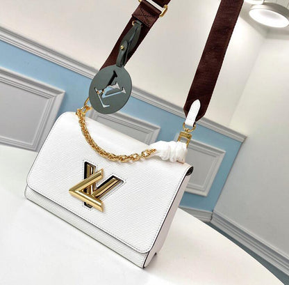 Anum Bags Detail