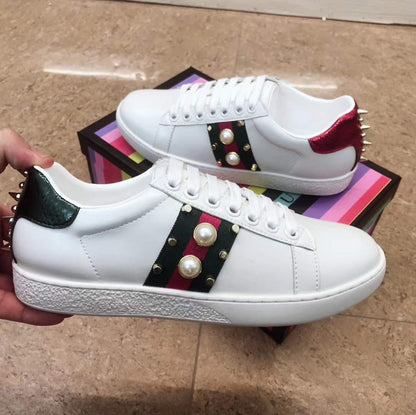 Anum Bags MO- GCI Ace Embroidered Low-Top Sneaker 041