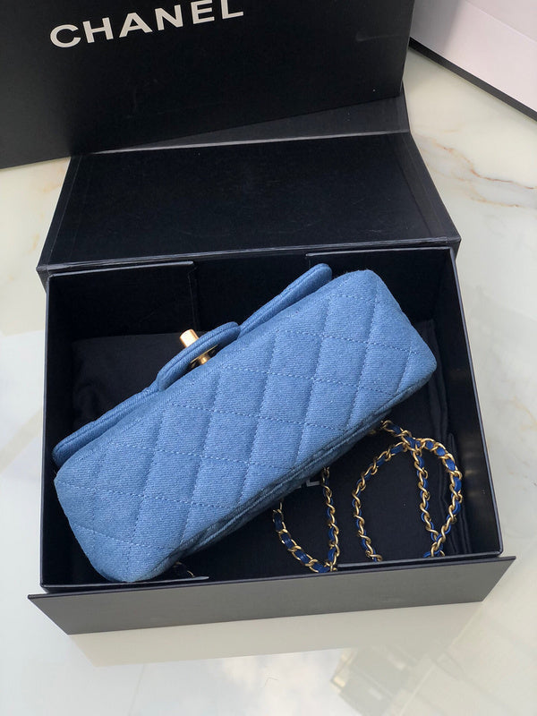 Anum Bags Detail