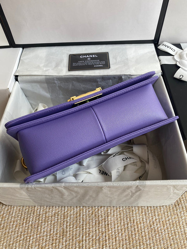 Anum Bags Detail