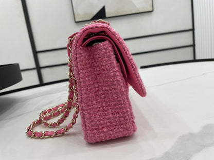 Anum Bags Detail