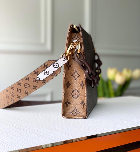 Anum Bags Detail