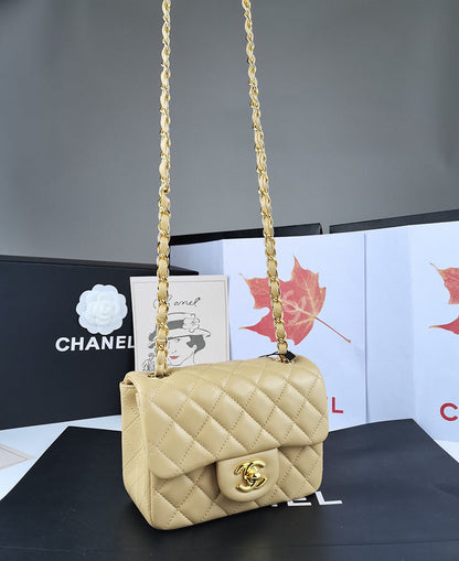 Anum Bags Detail