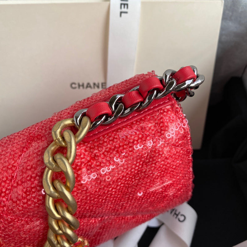 Anum Bags Detail