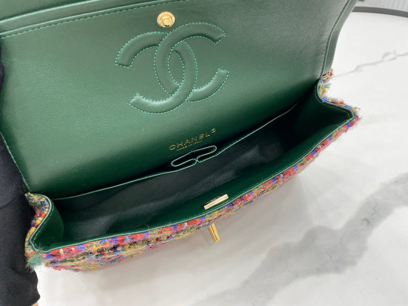 Anum Bags Detail