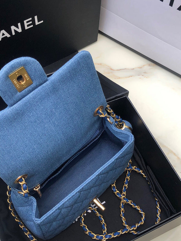 Anum Bags Detail