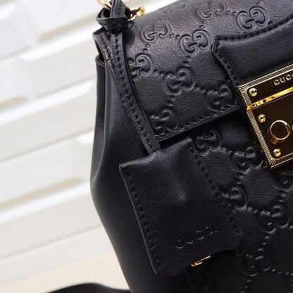 Anum Bags Detail