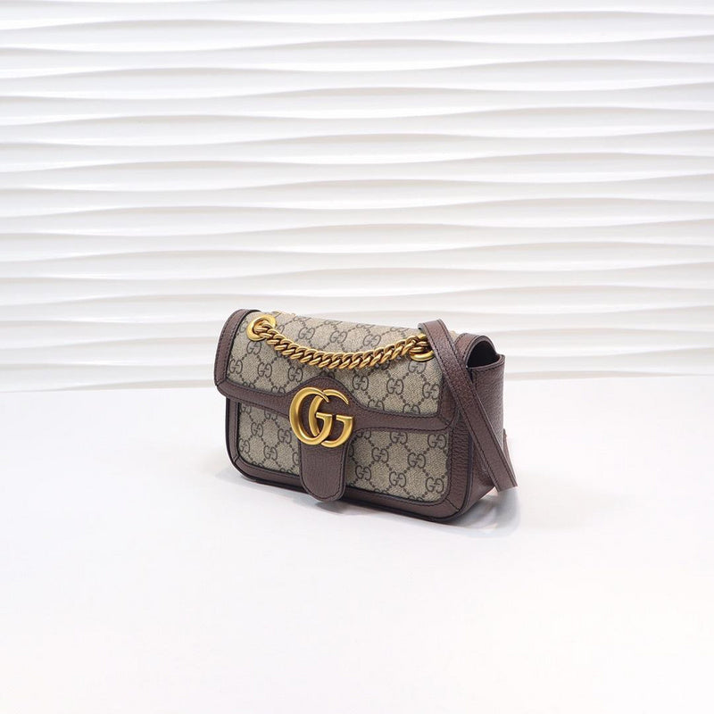 Anum Bags Detail