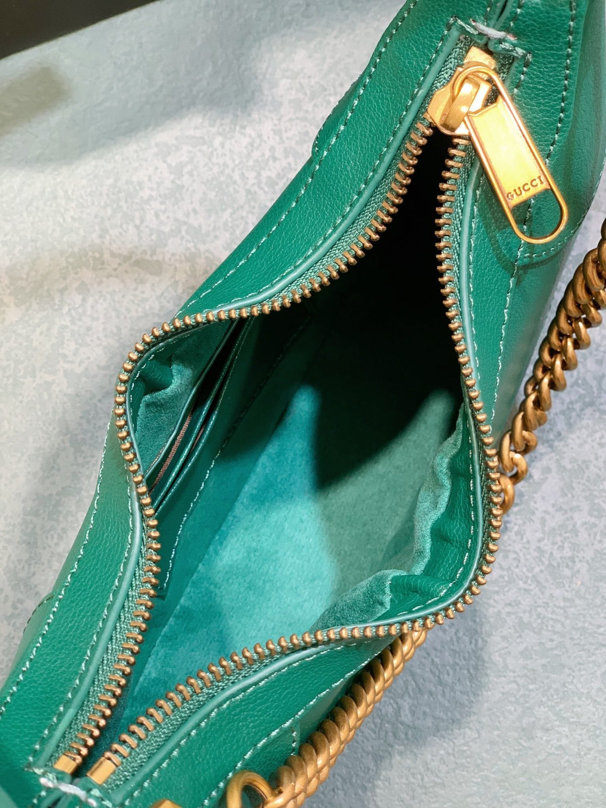 Anum Bags Detail