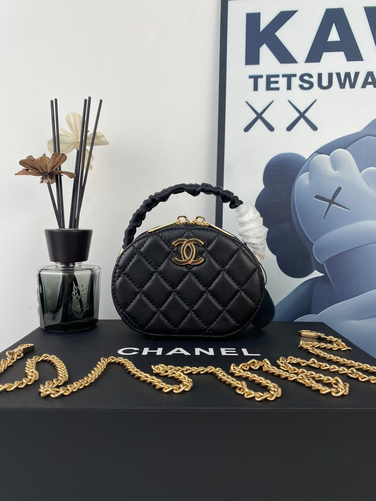 Anum Bags Detail