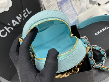 Anum Bags Detail
