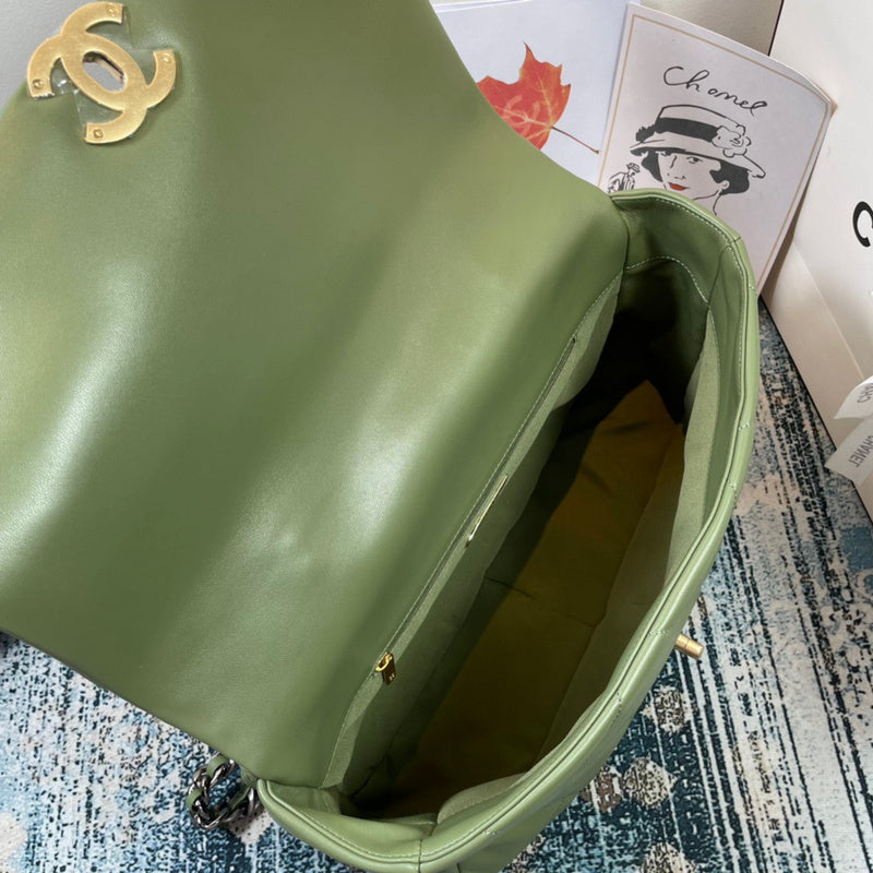 Anum Bags Detail
