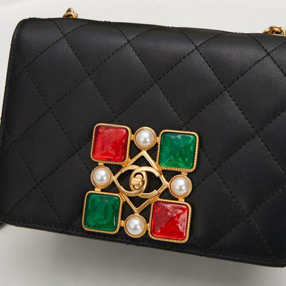 Anum Bags Detail