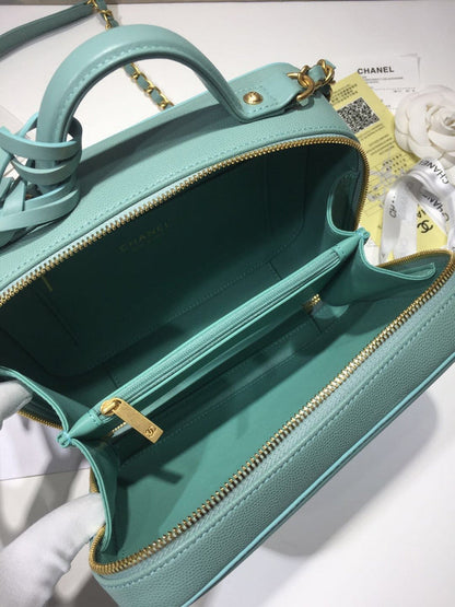 Anum Bags Detail