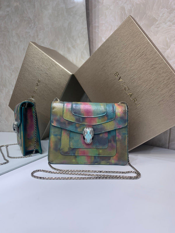 Anum Bags Detail