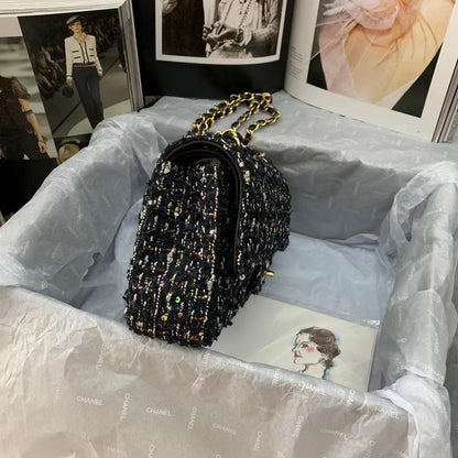 Anum Bags Detail