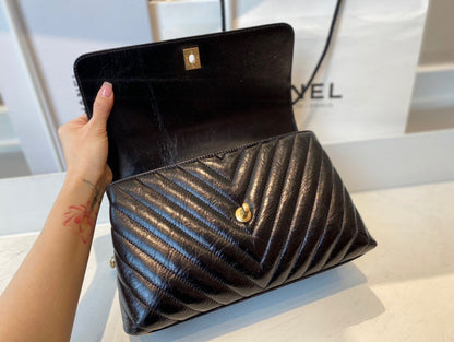 Anum Bags Detail