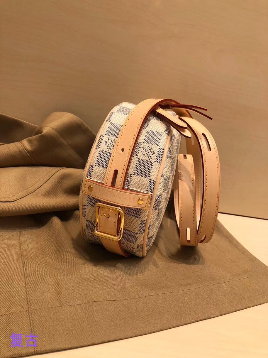 Anum Bags Detail