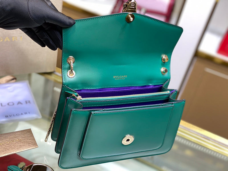 Anum Bags Detail