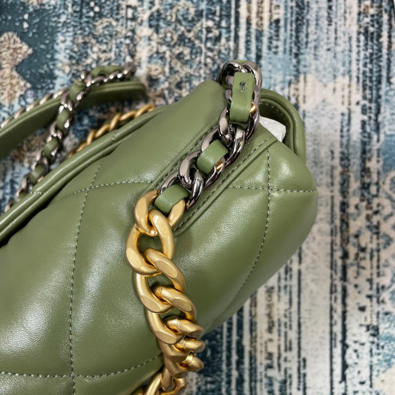 Anum Bags Detail