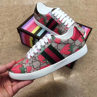 Anum Bags MO-GCI STRAWBERRY ACE Sneaker 027