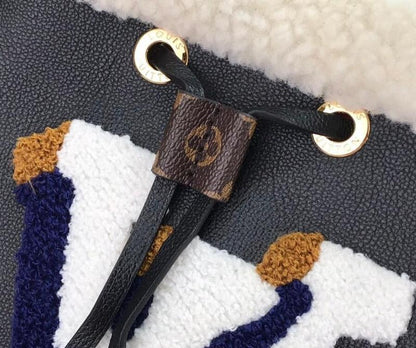 Anum Bags Detail