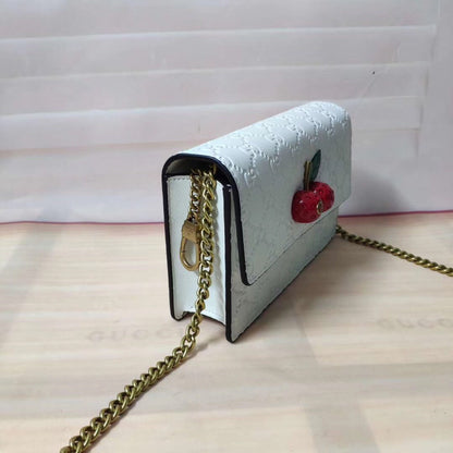 Anum Bags Detail