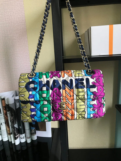 Anum Bags Detail