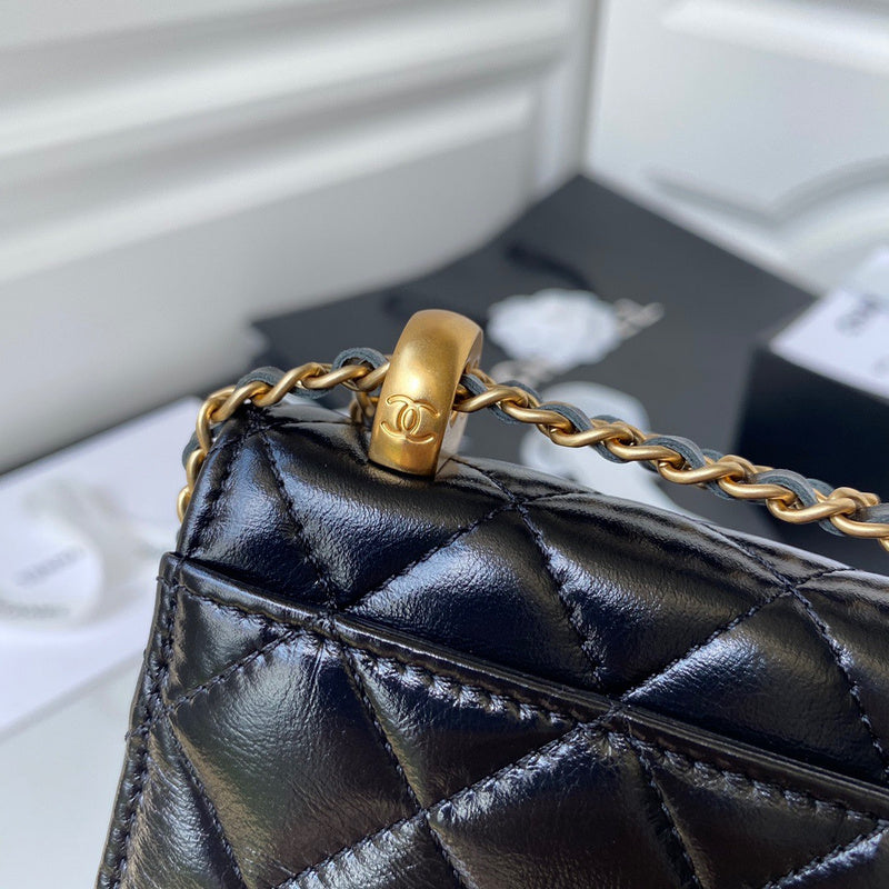 Anum Bags Detail