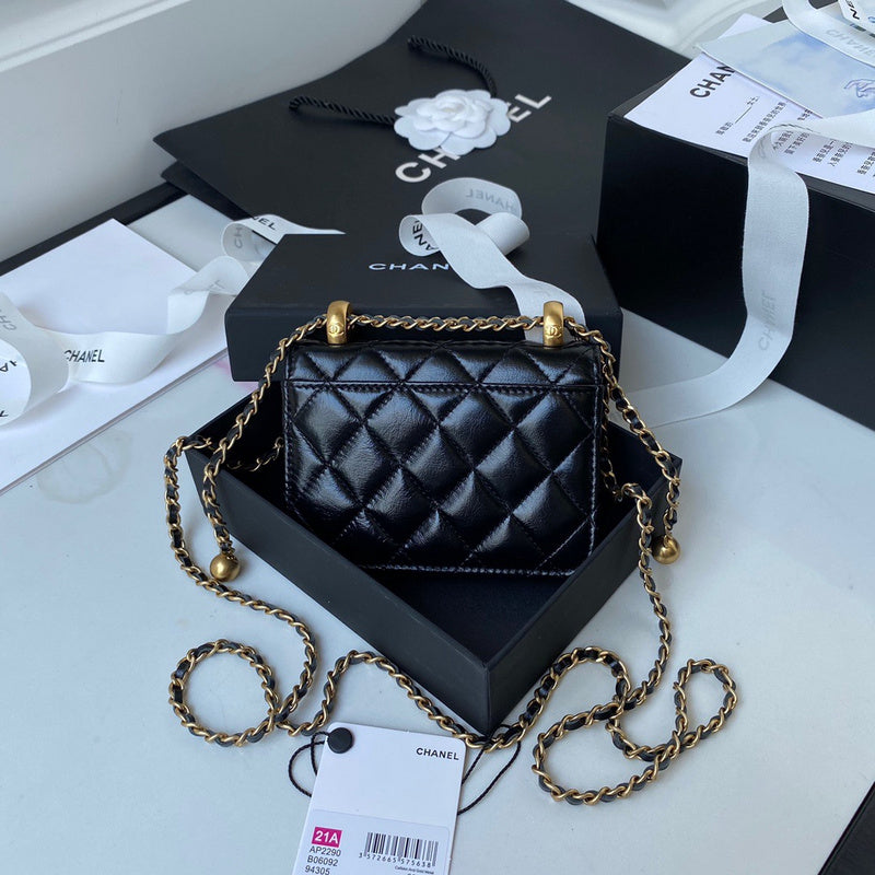 Anum Bags Detail