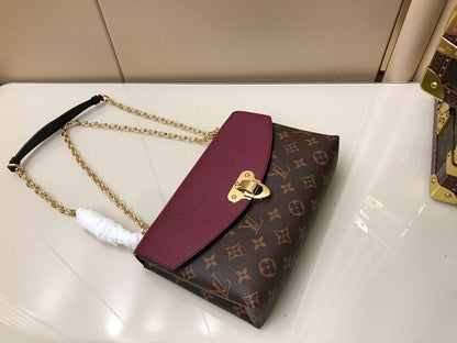 Anum Bags ln Luxury Bag --60627