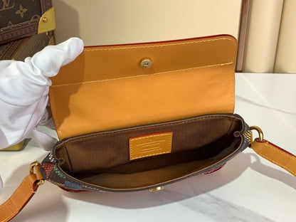Anum Bags ln Luxury Bag --62695