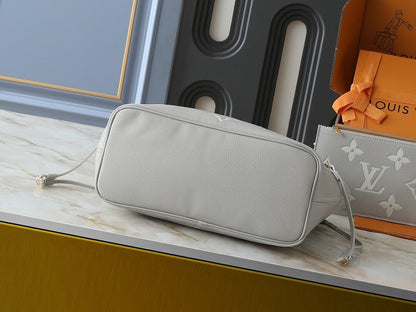 Anum Bags ln Luxury Bag --76742