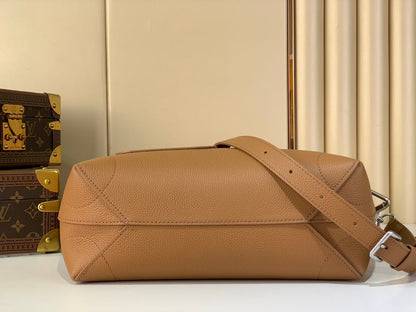 Anum Bags ln Luxury Bag --96508
