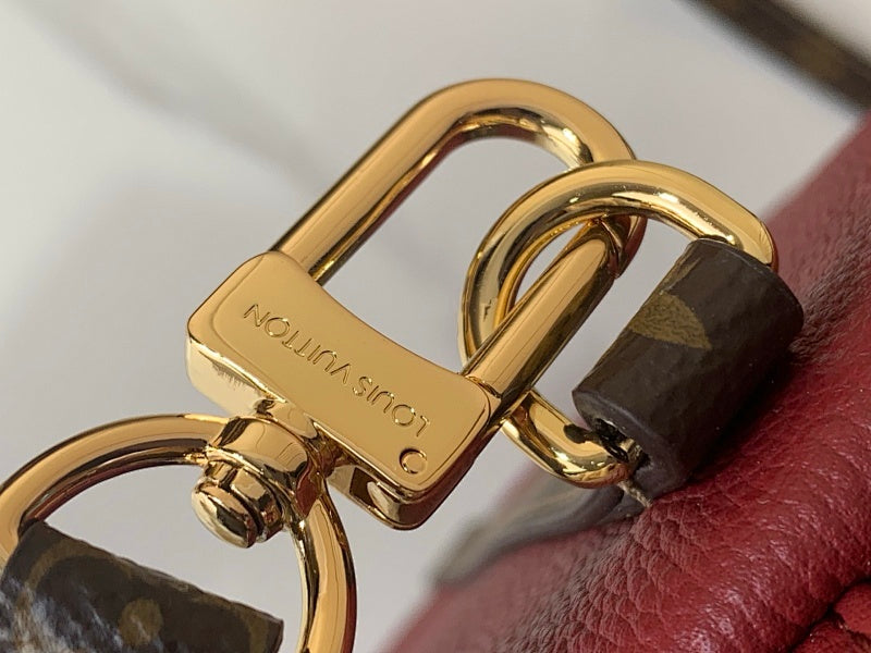 Anum Bags ln Luxury Bag --69948