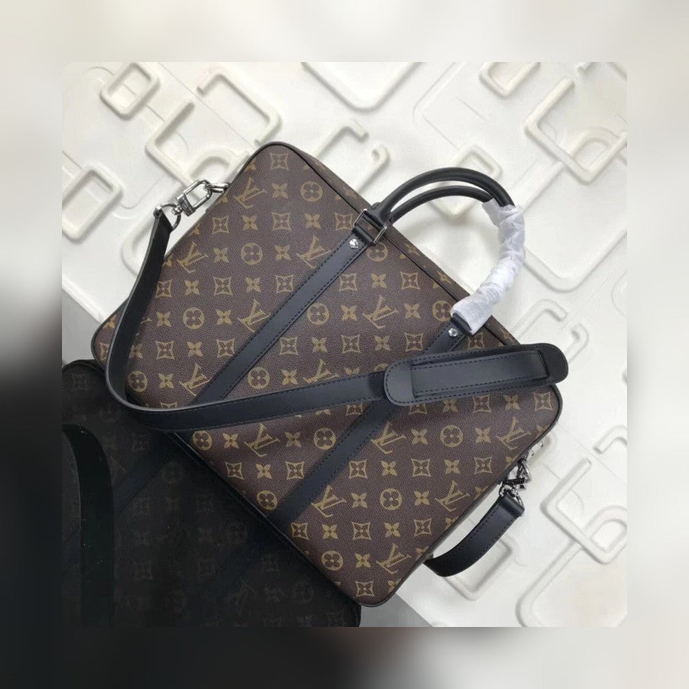 Anum Bags Detail
