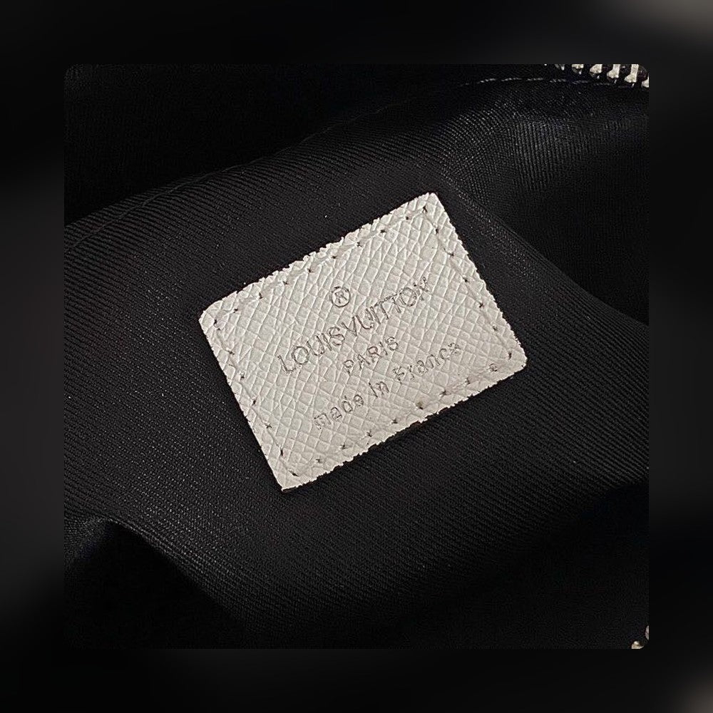 Anum Bags Detail