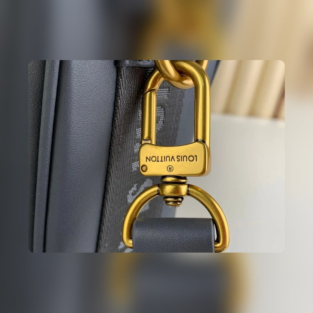 Anum Bags ln Luxury Bag --57979