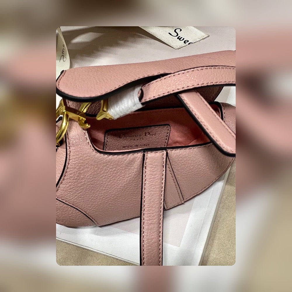 Anum Bags Detail