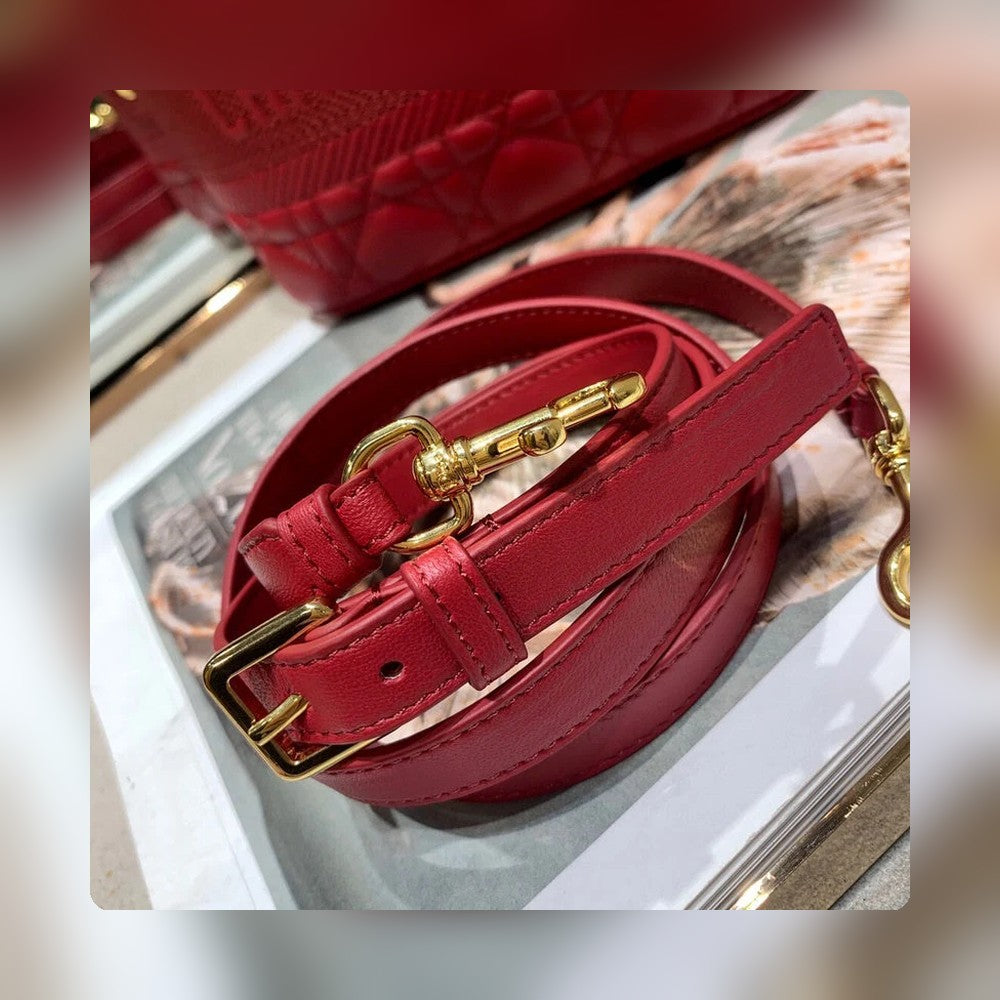 Anum Bags Detail
