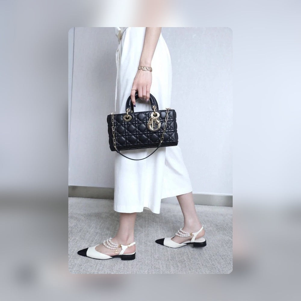 Anum Bags Detail